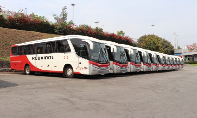 Rouxinol com novos ônibus