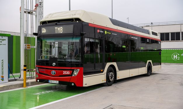 Barcelona conhece seu ônibus movido a hidrogênio