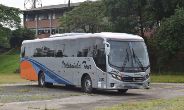 Italianinha adquire ônibus Busscar