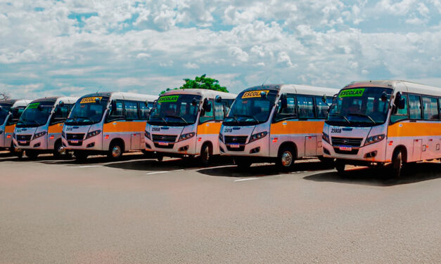 Transporte escolar com Volare