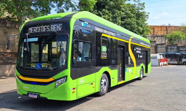 Um elétrico Mercedes em Belo Horizonte