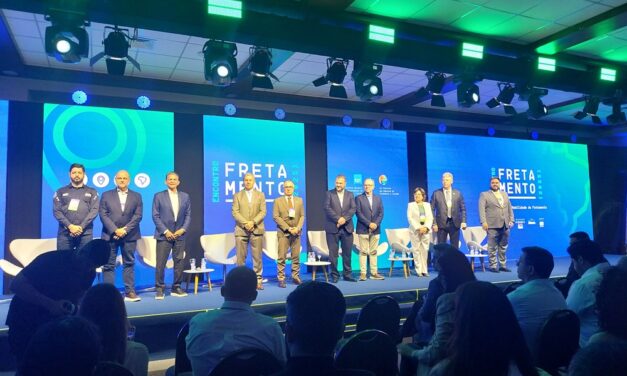 Evento Fretamento consolida-se como rota da inovação e articulação do setor