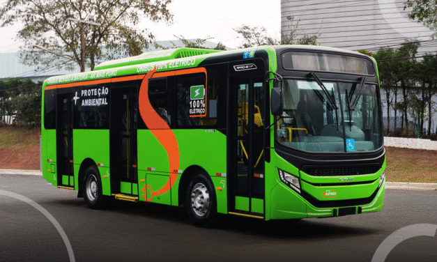 Um Midibus elétrico