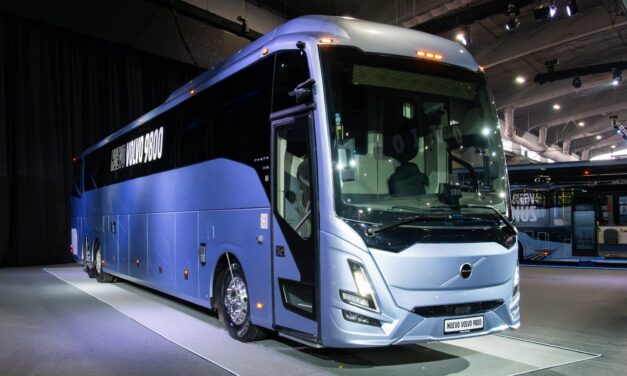 Volvo apresenta a renovação de seu modelo rodoviário para o mercado mexicano