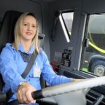 A importância das mulheres no setor de transporte de passageiros e cargas