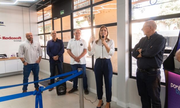 O melhor transporte impulsiona parceria