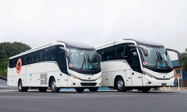 Ônibus na prateleira