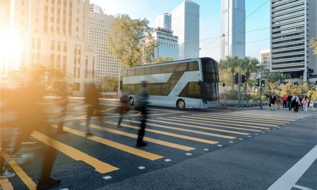 Volvo Buses lança seu elétrico urbano Double Decker na Ásia